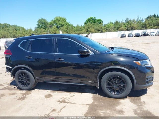 2019 NISSAN ROGUE S 13