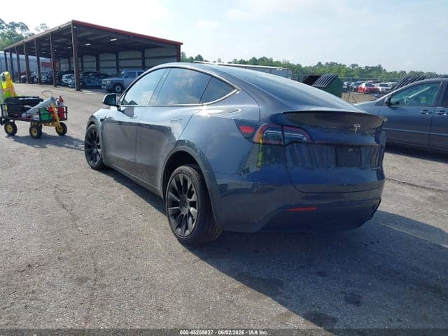 2023 TESLA MODEL Y 3