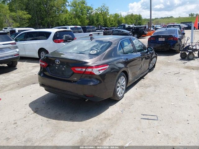 2020 TOYOTA CAMRY LE 4