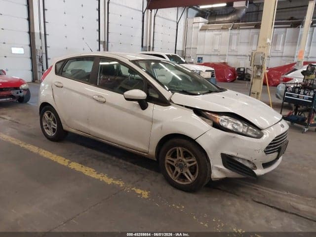 2017 FORD FIESTA SE 1