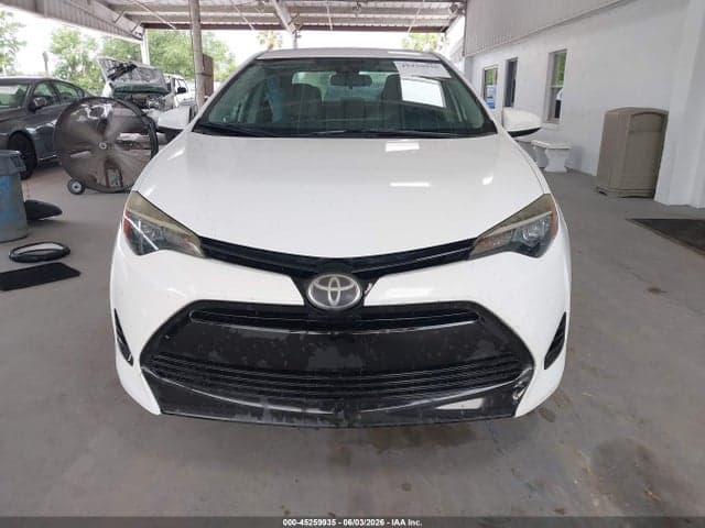 2018 TOYOTA COROLLA LE 12