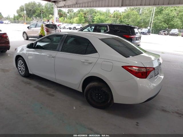 2018 TOYOTA COROLLA LE 3