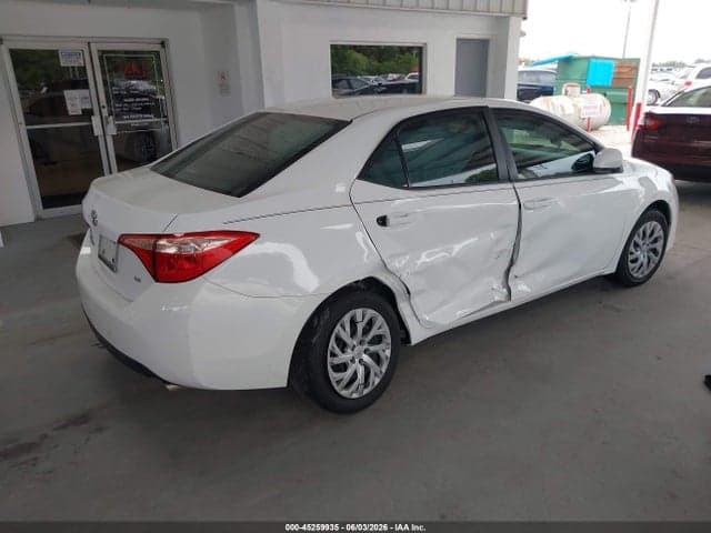 2018 TOYOTA COROLLA LE 4