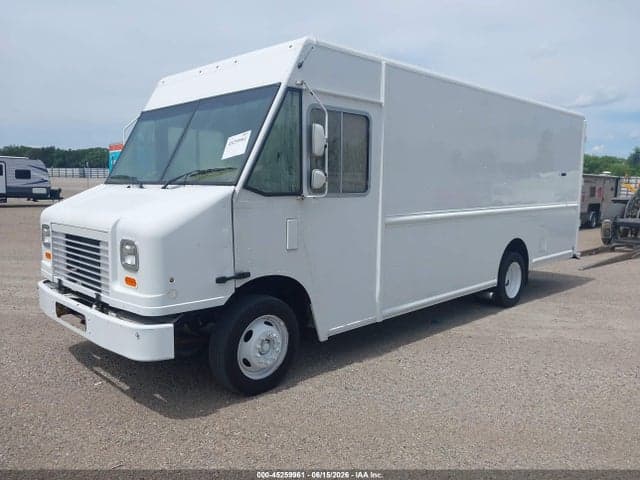 2022 FORD F-59 COMMERCIAL STRIPPED 2