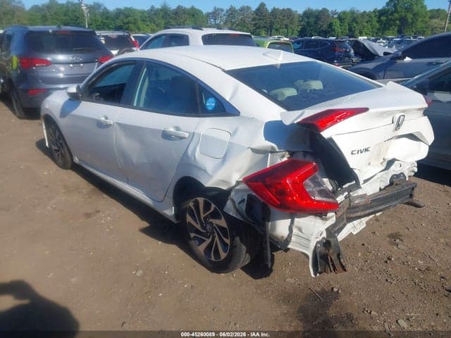 2017 HONDA CIVIC EX 3