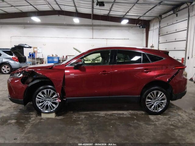 2022 TOYOTA VENZA XLE 15