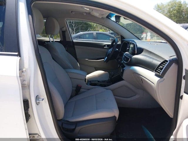 2019 HYUNDAI TUCSON SE 5