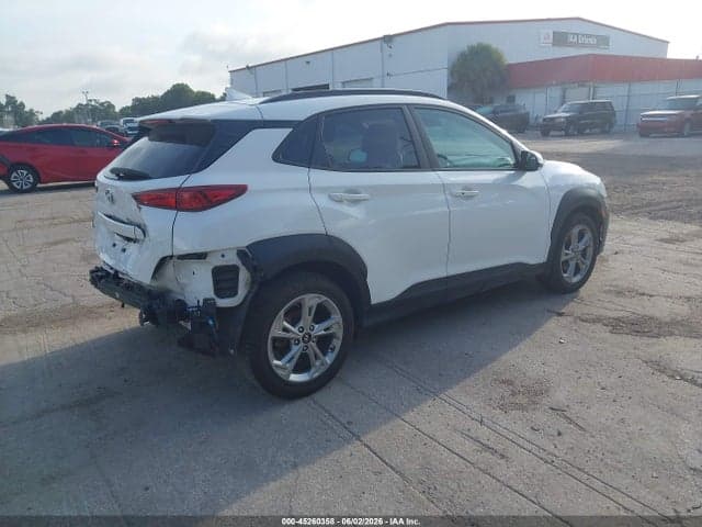 2023 HYUNDAI KONA SEL 4