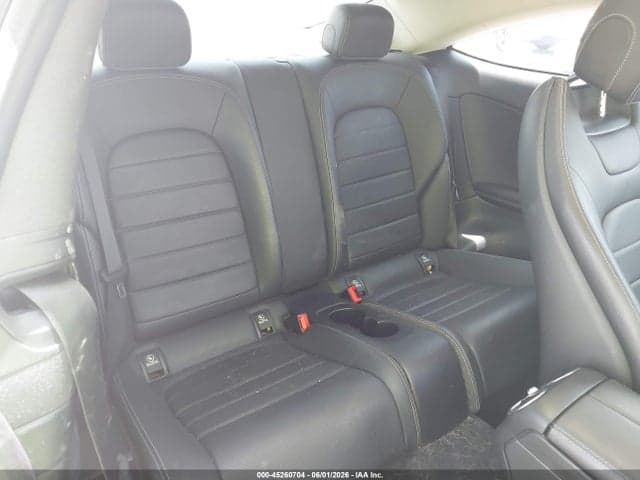 2017 MERCEDES-BENZ C 300 8