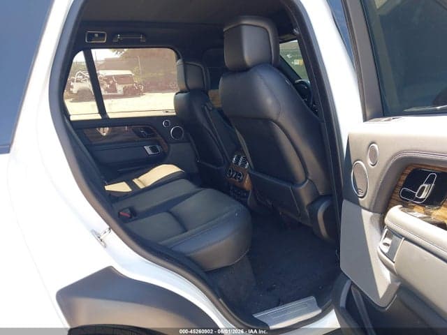 2019 LAND ROVER RANGE ROVER 8