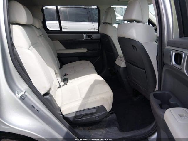 2025 HYUNDAI SANTA FE SE 8