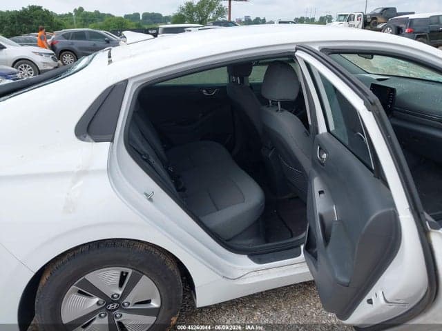 2020 HYUNDAI IONIQ HYBRID BLUE 8
