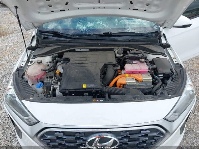 2020 HYUNDAI IONIQ HYBRID BLUE 10