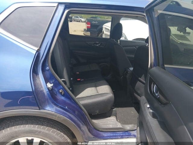 2019 NISSAN ROGUE S 8