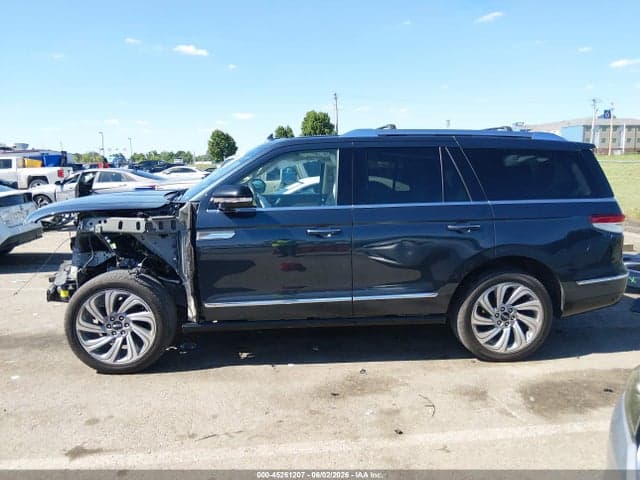 2024 LINCOLN NAVIGATOR PREMIERE 15