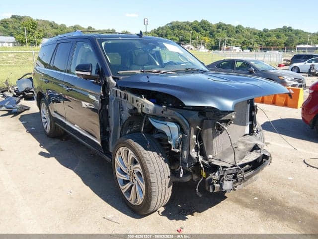 2024 LINCOLN NAVIGATOR PREMIERE 21
