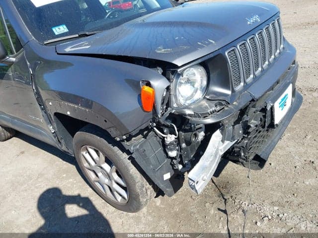 2023 JEEP RENEGADE LATITUDE 4X4 6