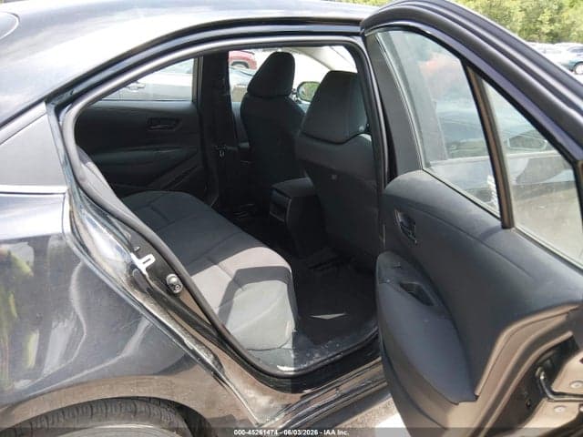 2022 TOYOTA COROLLA LE 8