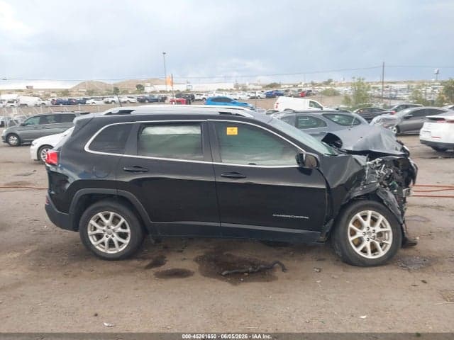 2017 JEEP CHEROKEE LATITUDE FWD 13