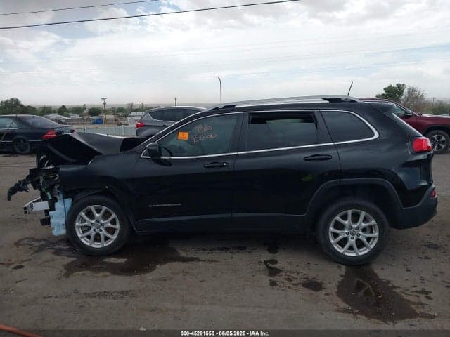 2017 JEEP CHEROKEE LATITUDE FWD 14