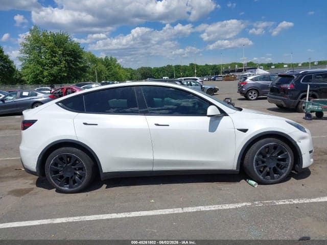 2022 TESLA MODEL Y LONG RANGE DUAL MOTOR ALL-WHEEL DRIVE 12