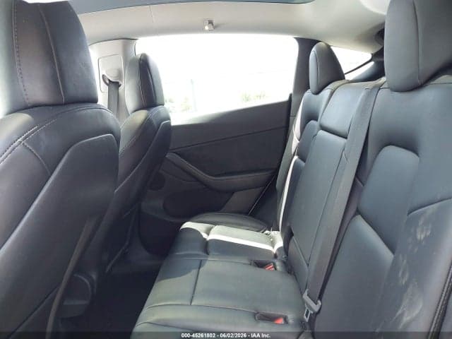 2022 TESLA MODEL Y LONG RANGE DUAL MOTOR ALL-WHEEL DRIVE 8