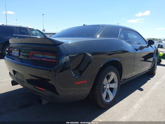 2021 DODGE CHALLENGER SXT 4