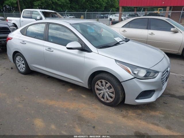 2019 HYUNDAI ACCENT SE 1