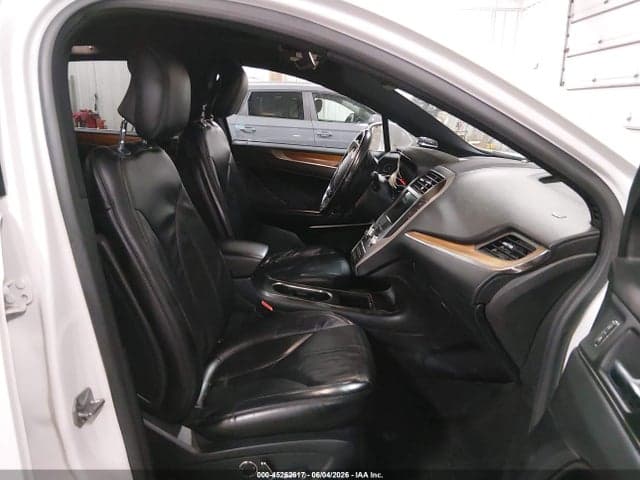 2017 LINCOLN MKC SELECT 5