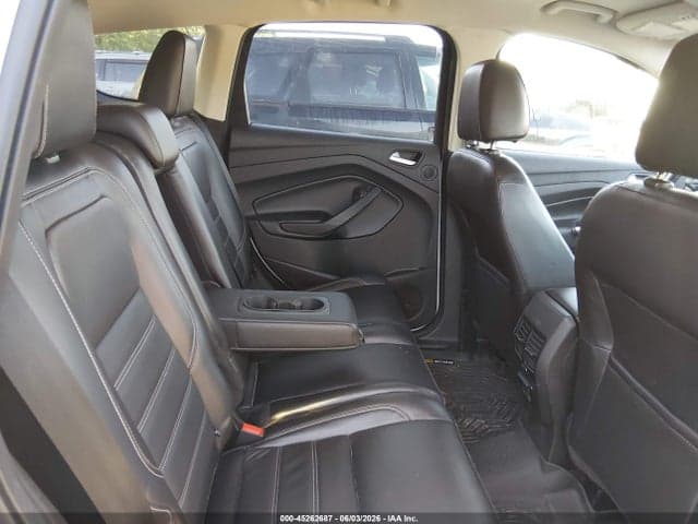 2017 FORD ESCAPE TITANIUM 8