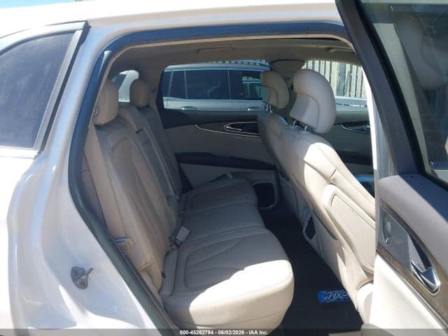 2019 LINCOLN NAUTILUS RESERVE 8