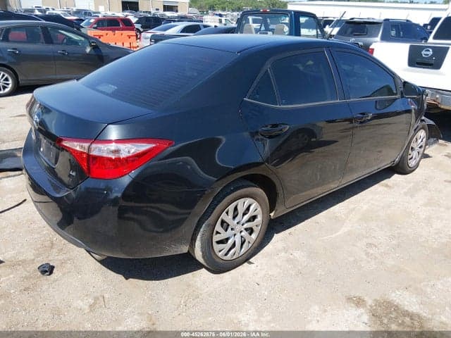 2018 TOYOTA COROLLA LE 4