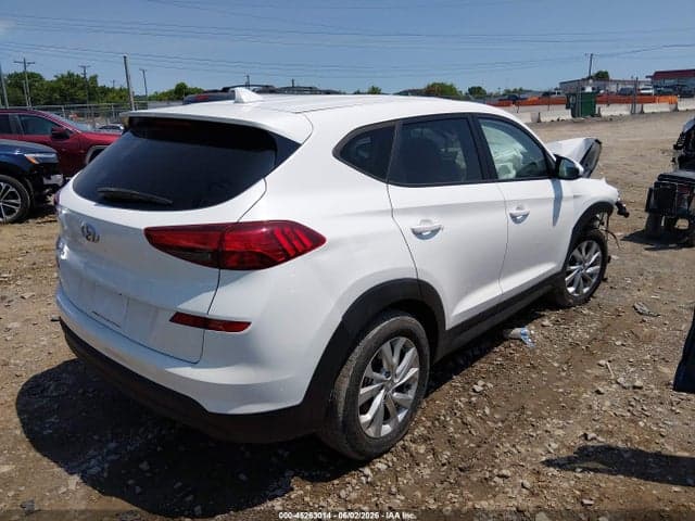 2020 HYUNDAI TUCSON SE 4