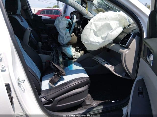2020 HYUNDAI TUCSON SE 5