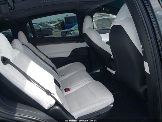 2024 TESLA MODEL X LONG RANGE 8