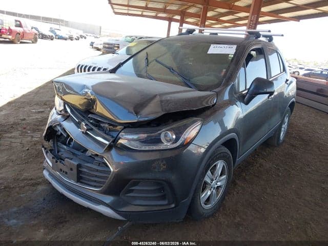 2019 CHEVROLET TRAX LT 2