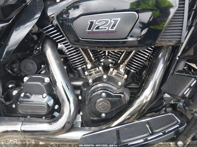 2025 HARLEY-DAVIDSON FLTRXSE 8