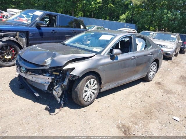 2022 TOYOTA CAMRY LE HYBRID 2