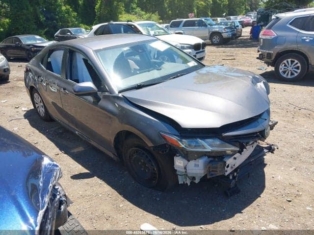 2022 TOYOTA CAMRY LE HYBRID 12