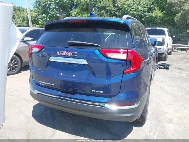 2022 GMC TERRAIN AWD SLT 17