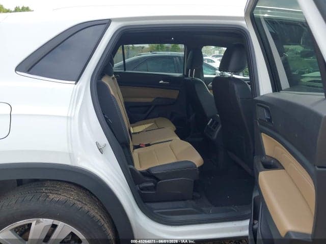 2023 VOLKSWAGEN ATLAS CROSS SPORT 3.6L V6 SE W/TECHNOLOGY 8