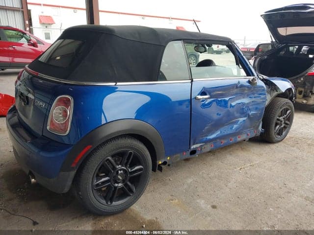 2015 MINI CONVERTIBLE COOPER 4