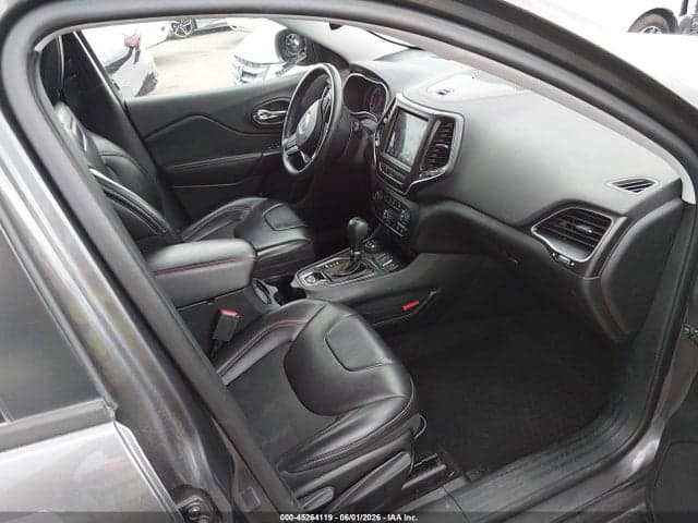 2019 JEEP CHEROKEE TRAILHAWK 4X4 5