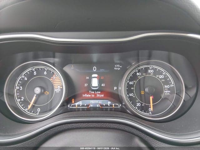 2019 JEEP CHEROKEE TRAILHAWK 4X4 7