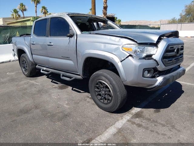 2017 TOYOTA TACOMA SR5 V6