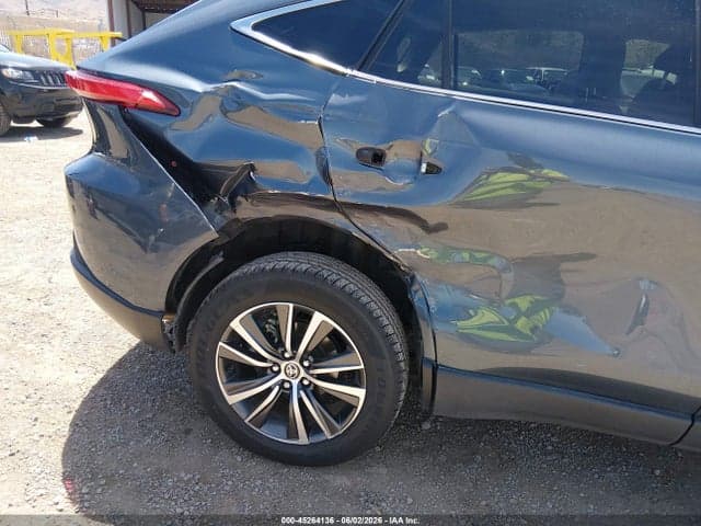 2021 TOYOTA VENZA LE 6