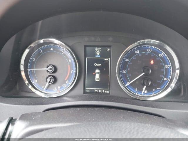 2019 TOYOTA COROLLA SE 7