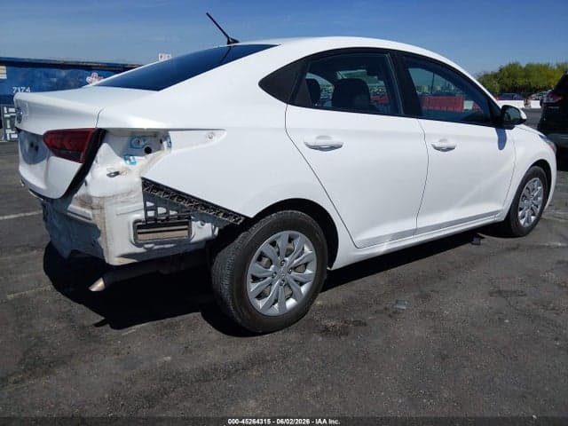 2022 HYUNDAI ACCENT SE 4