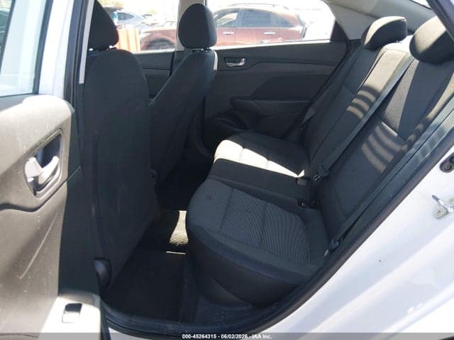 2022 HYUNDAI ACCENT SE 8