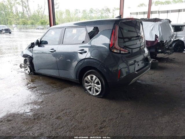 2025 KIA SOUL LX 3